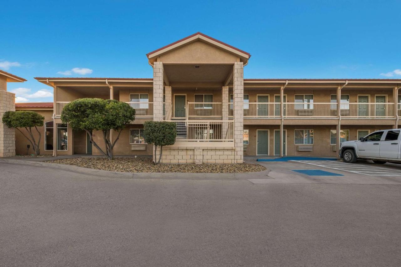 Quality Inn Sonora Exterior photo